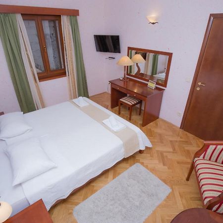 Rooms Plava Laguna プリモシュテン エクステリア 写真